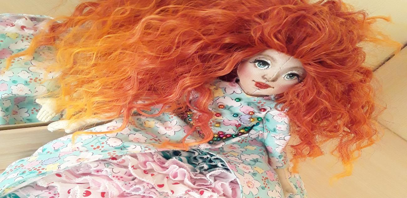 Фото для материала: Текстильные куклы ручной работы