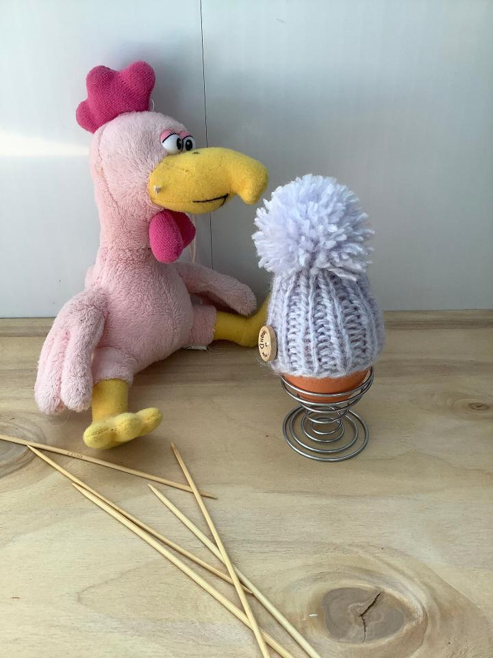 фото Вязаные сувениры Шапочки для яиц пасха