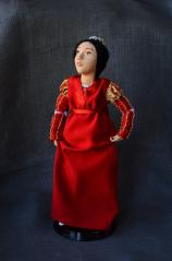 фото Кукла в красном платье