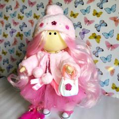 изображение Кукла Тильда с розовыми волосами