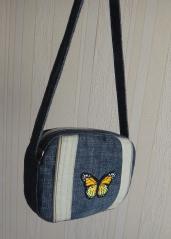 фото Мини-сумка джинсовая с бабочкой