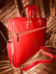 картинка Кожаная женская сумка для macbook 13"