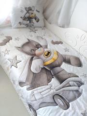 фото Комплект в детскую кроватку