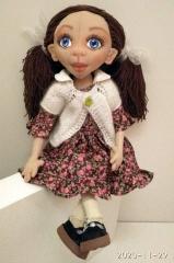 фото Кукла текстильная с рельефным лицом