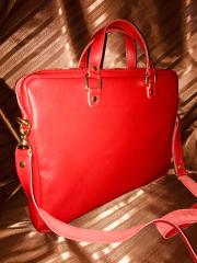 фотография Кожаная женская сумка для macbook 13"