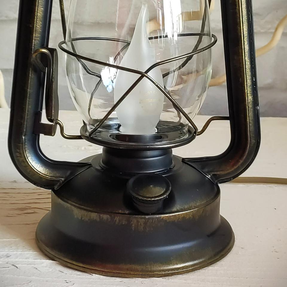 фото Настольная лампа Керосинка электро
